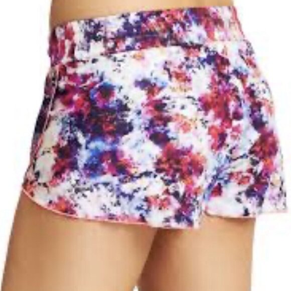 Athleta Hypersonic Petal Shorts in Ember Orange Multi Print - Picture 2 of 9